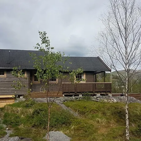 Molvik Hytten * Ostereidet