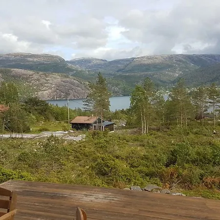 Molvik Hytten Ostereidet