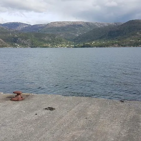 Сasa de vacaciones Molvik Hytten Ostereidet