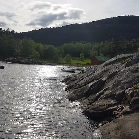 Molvik Hytten Сasa de vacaciones Ostereidet